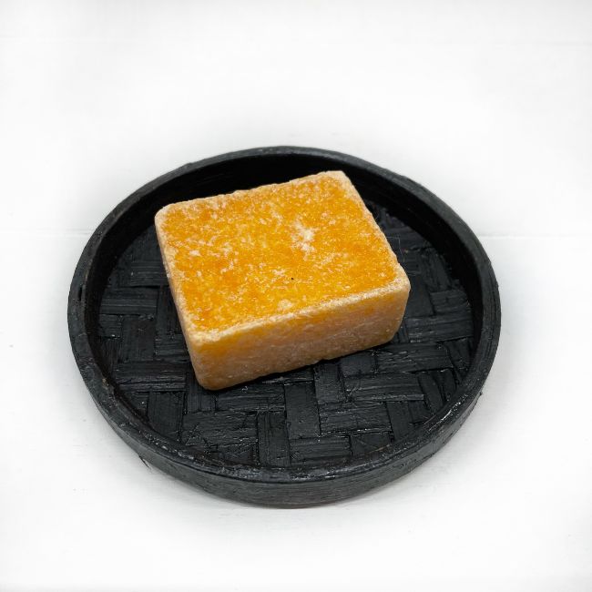 Petit plat en bambou